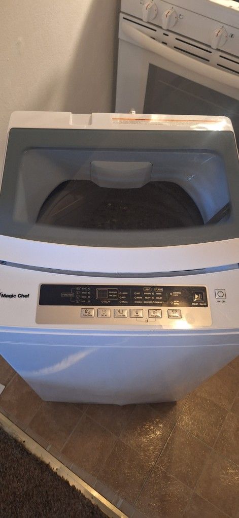 Magic Chef 1.7 cu. ft. Top Loading Compact Washer with LED Display, 6 Cycles, Delay Start Feature and 3 Temperature Settings, White