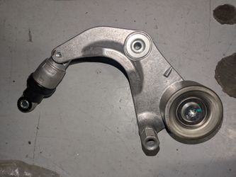 Honda Civic 1.8 idle tensioner pulley