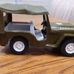 Vintage 1968  Tonka #1040 Army Jeep Commander  #1