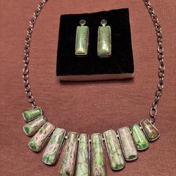 Stunning Jasper Earrings & Necklace