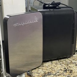 Frigidaire Mini Fridge 