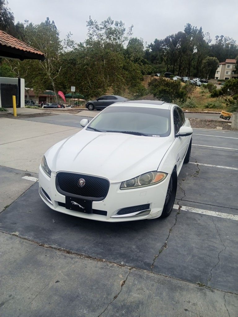 Jaguar Xf 2012 5.0 V8