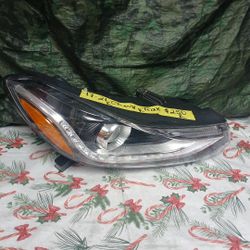 2017-21 Chevy Trax Right Headlight 