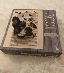 Brand New Bulldog w/Butterflies Puzzle