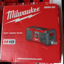 Milwaukee New Radio