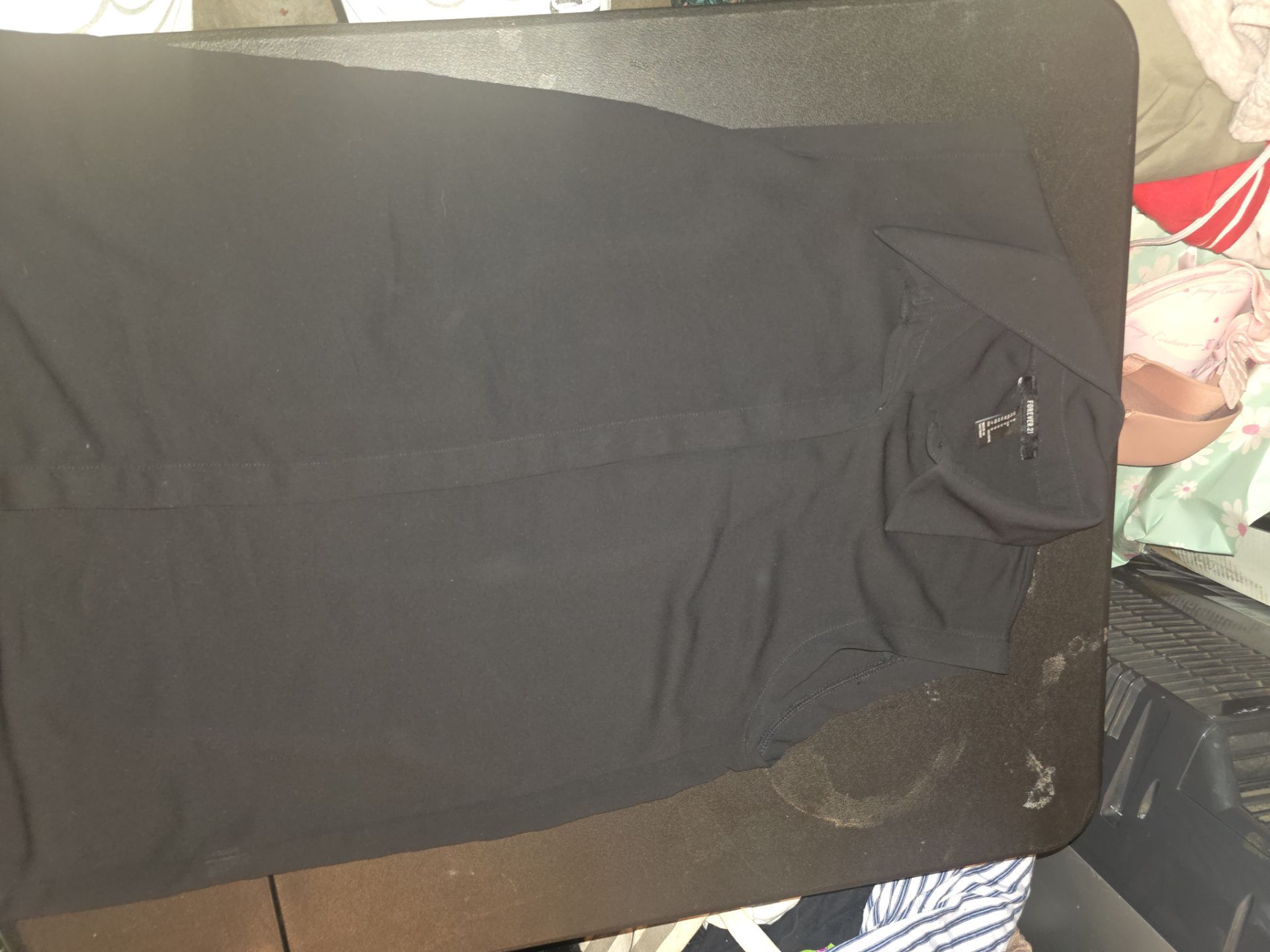 sleeveless shirt