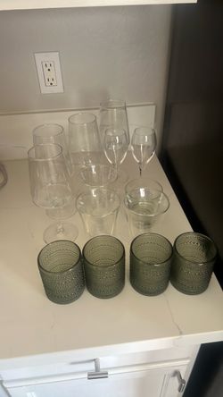 Glass cups