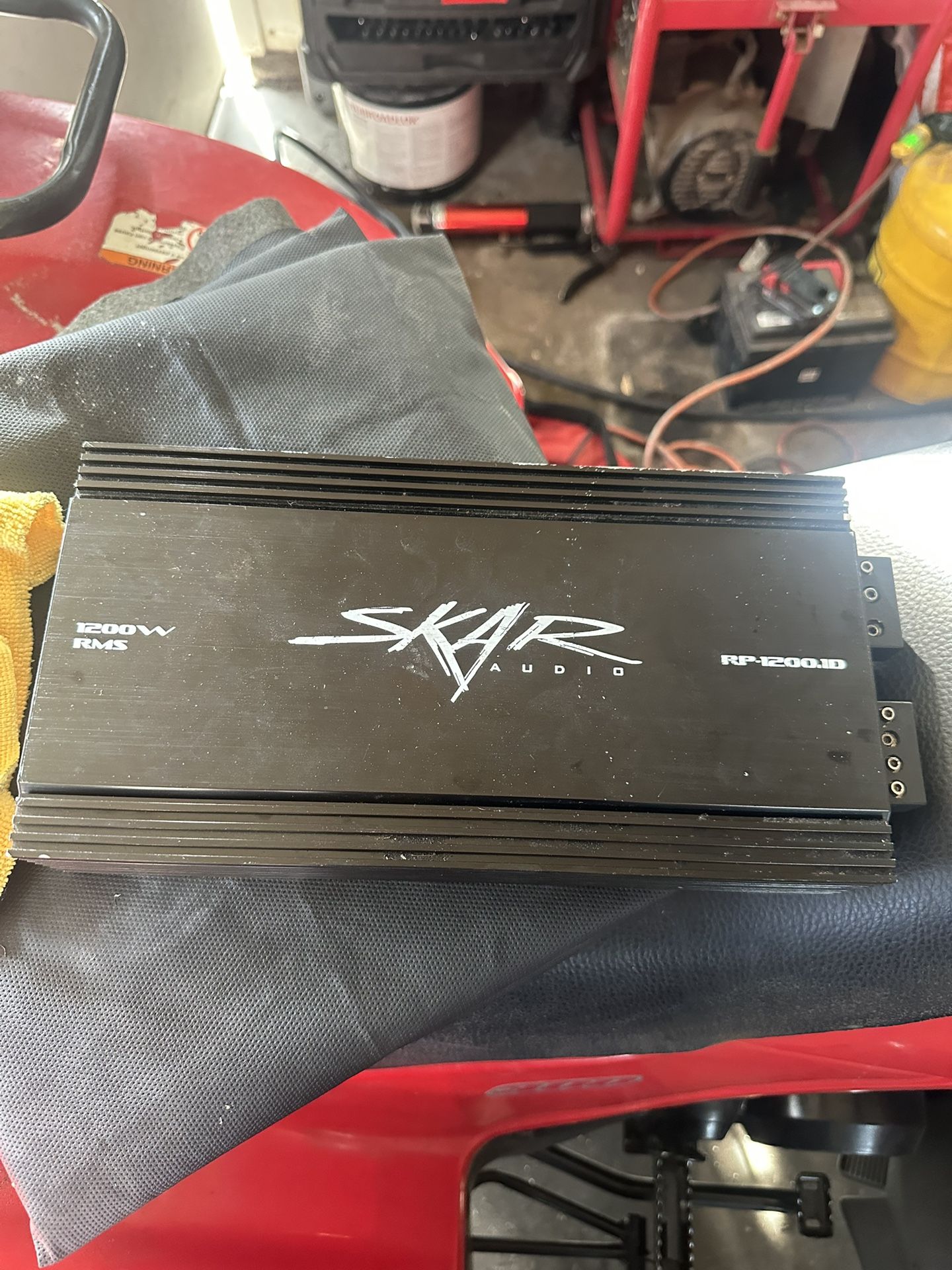 Skar 1200w Rms Amp