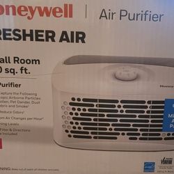HoneyWell HEPA - Tabletop Air Purifier