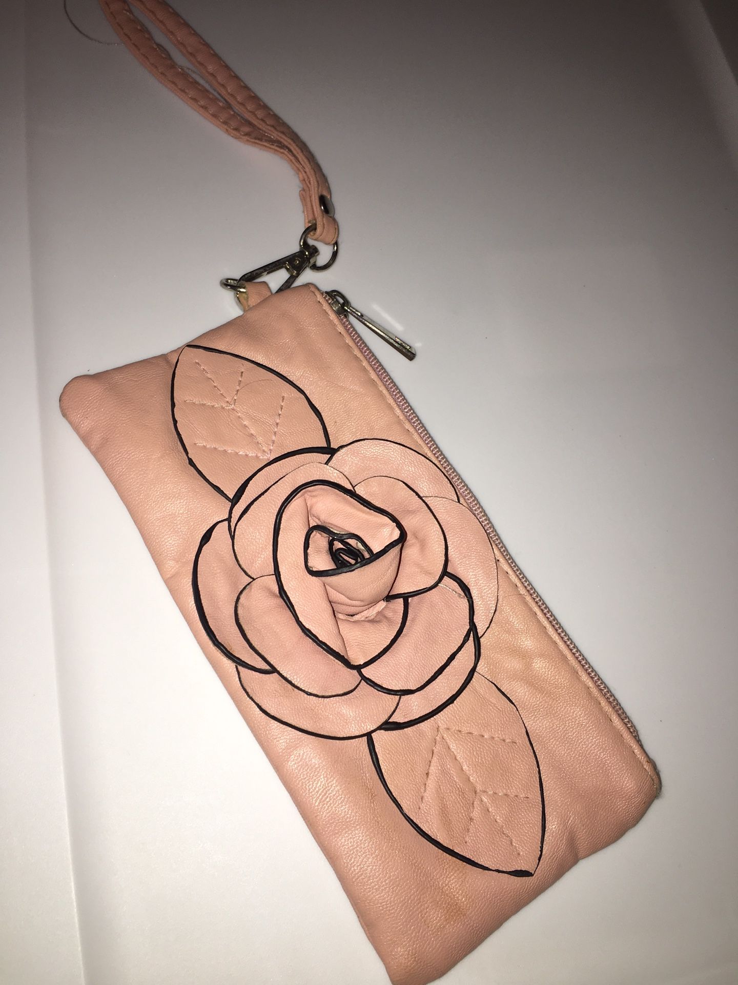 Wristlet