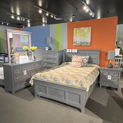 Full Bed, Dresser, Mirror And Nightstand 