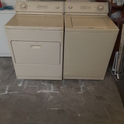 Washer and Dryer Whirlpool Electric Good Condition 3 Months warranty Delivery And Install  