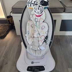 4moms Mamaroo Smart Baby Infant Newborn Swing