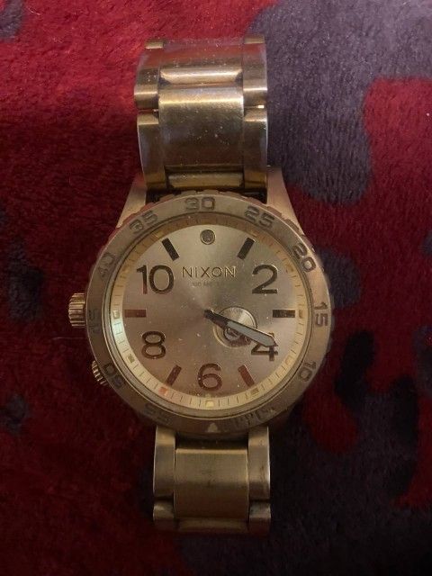 Nixon 51-30 Gold Tide