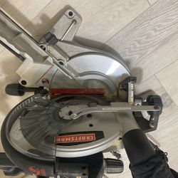 Craftsman 10” Compound Miter Saw