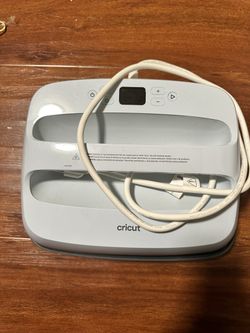 Cricut EasyPress 2 Heat Press