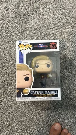Captain marvel funko pop 1249
