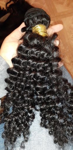 Human hair extensions bundle