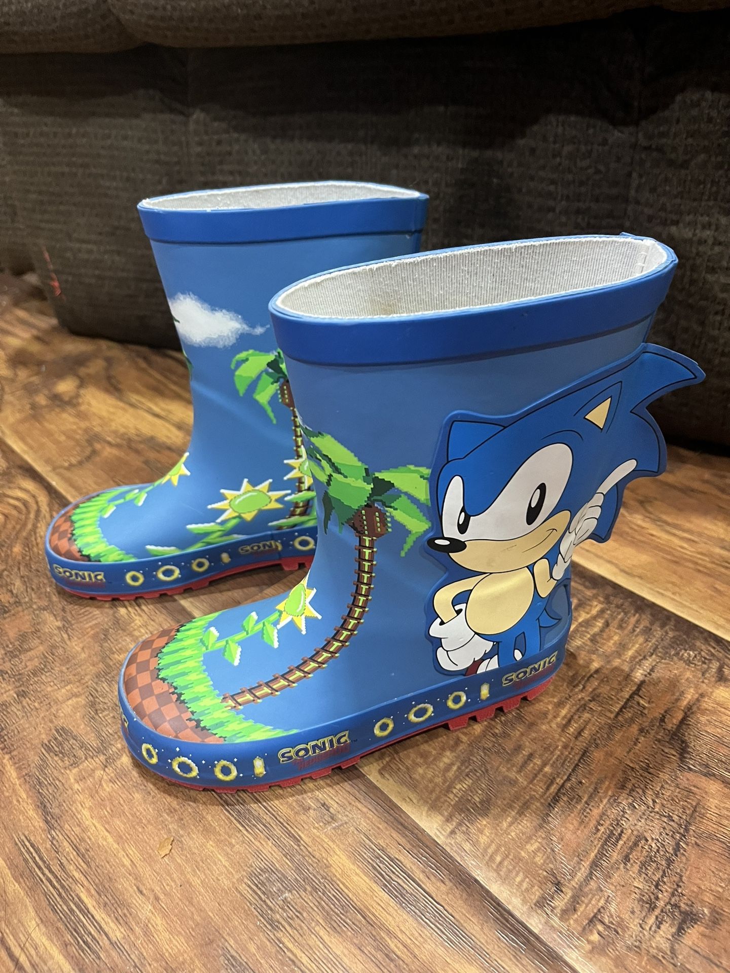 Sonic Rain Boots Size 9 