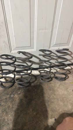 2017 Hyundai veloster r spec factory coil springs.