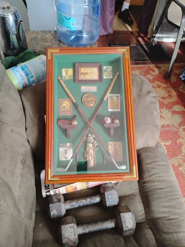 Brown Mahogany Wood With Brass Inserts On The Endss