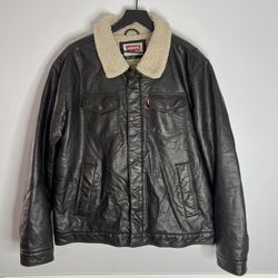 Levi’s Faux Leather Sherpa Lined Trucker Jacket Mens XL Brown