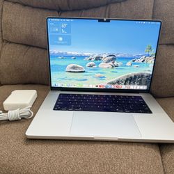 2021/2022 Apple MacBook Pro 16-Inch “M1 Max" 10 cores,32 cores GPU,64GB ram,1TB SSD,Great,fast