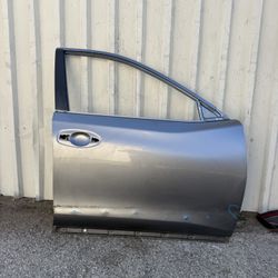 2014 2015 2016 2017 2018 2019 2020 Nissan Rogue Front Door Shell Right Passenger Side RH USED OEM 