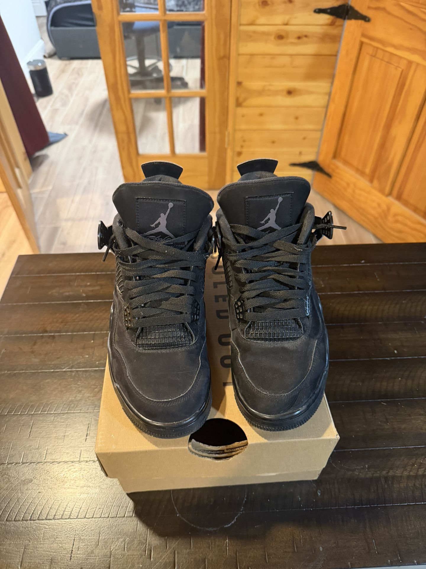 Jordan 4 Black Cat Size 9.5