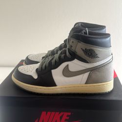 Mens Jordan 1 Retro High “Clay Green”