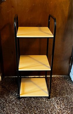 Small storage shelf