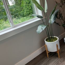 Artificial Tree With Pot 