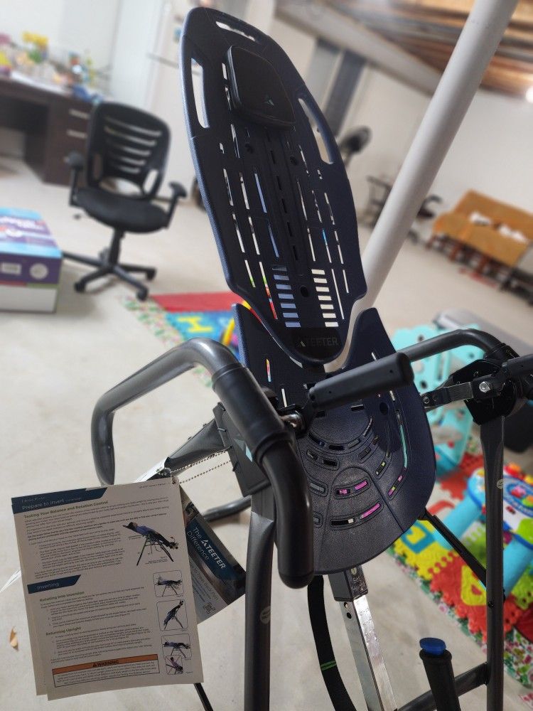 TEETER Inversion Table_ Treat Back Pain_pick up only( No shipping )