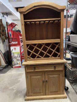 Hutch/wine Rack