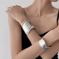 Sleek Silver Wide Cuff Bracelet: Modern Edge & Chic Style