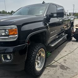 2015 Duramax Hd Denali Diesel 210k Miles