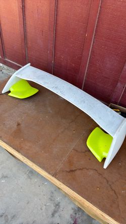 2011-2014 STI wing