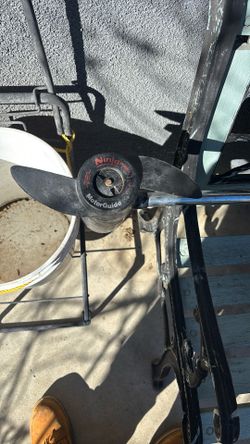 Trolling Motor Electric 12 V 37 Pound Thrust Stealth