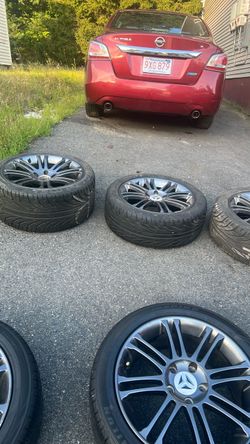 Tire for Polaris slingshot