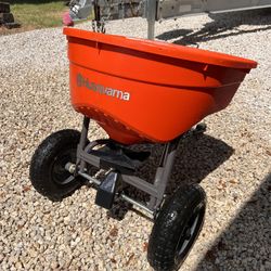 Husqvarna Tractor 130lb Spreader Fertilizer Tow Behind 