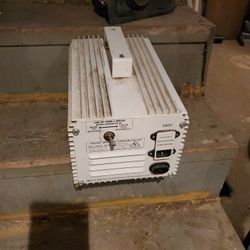 400 Watt Grow Light Ballast 120/240 Volts