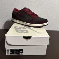 Nike SB Dunk Low Riot Size 8