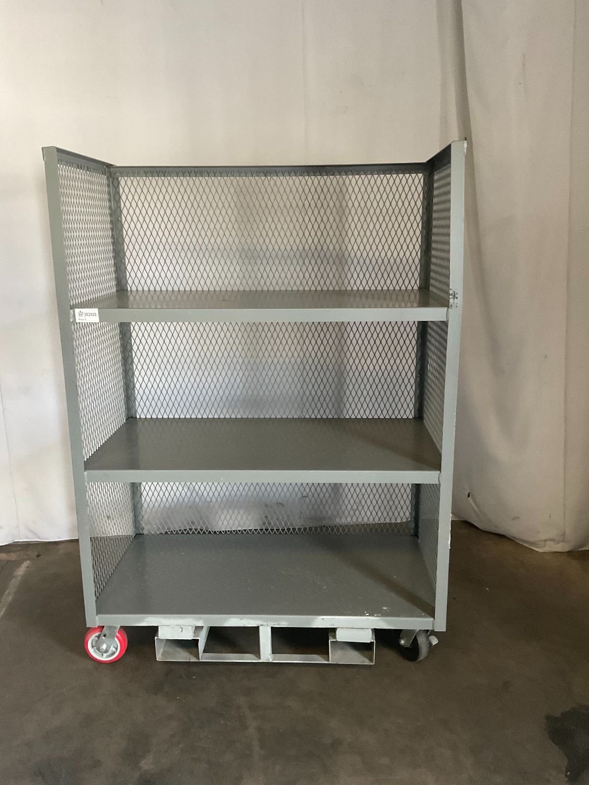LITTLE GIANT FORKLIFTABLE ROLLING CART
