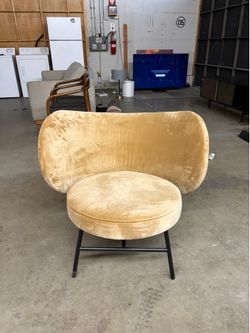 Love seat