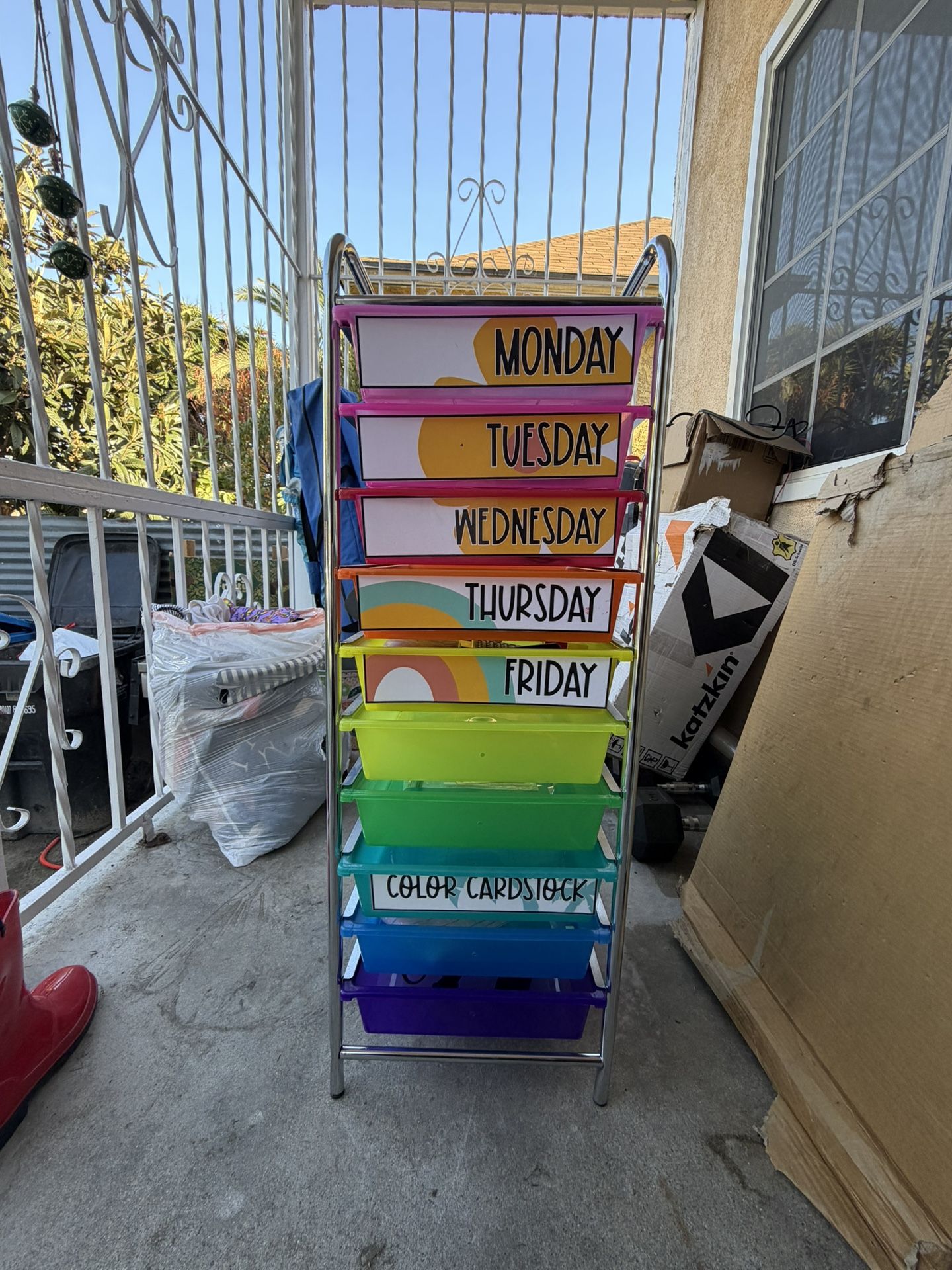 10 Drawer Rolling Cart