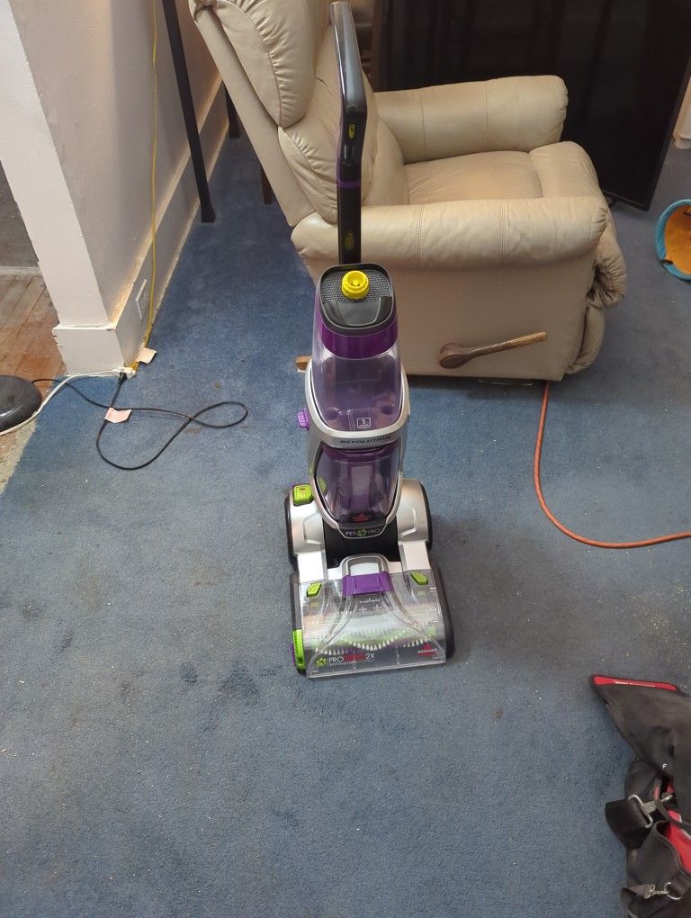 Bissell Pet Pro Revolution Carpet Cleaner