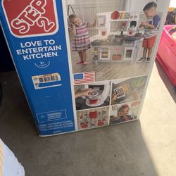 Step 2 Love To entertain kitchen Play Kitchen