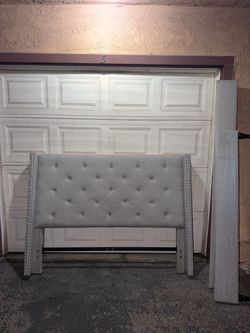 Queen bed no mattress