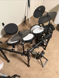 Alesis Nitro Max Kit Electric Drum Set  and throne