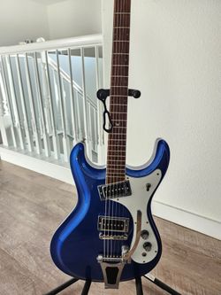 Dillion Mosrite Ventures Univox Clone guitar Blue